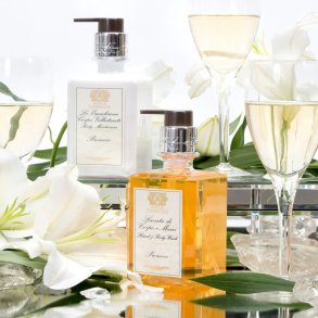 Flydende s&aelig;ber